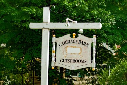 carriage barn Inn