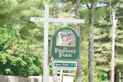 friendly farm sign